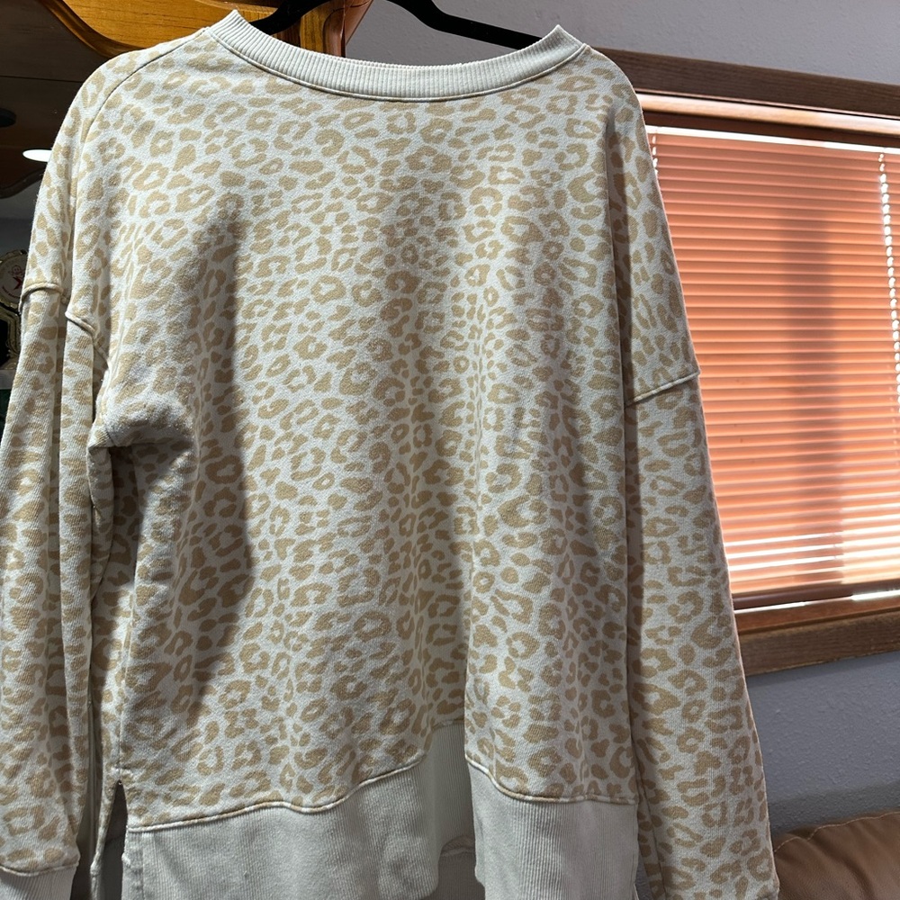 Sweatshirt - Picture 2 of 2
